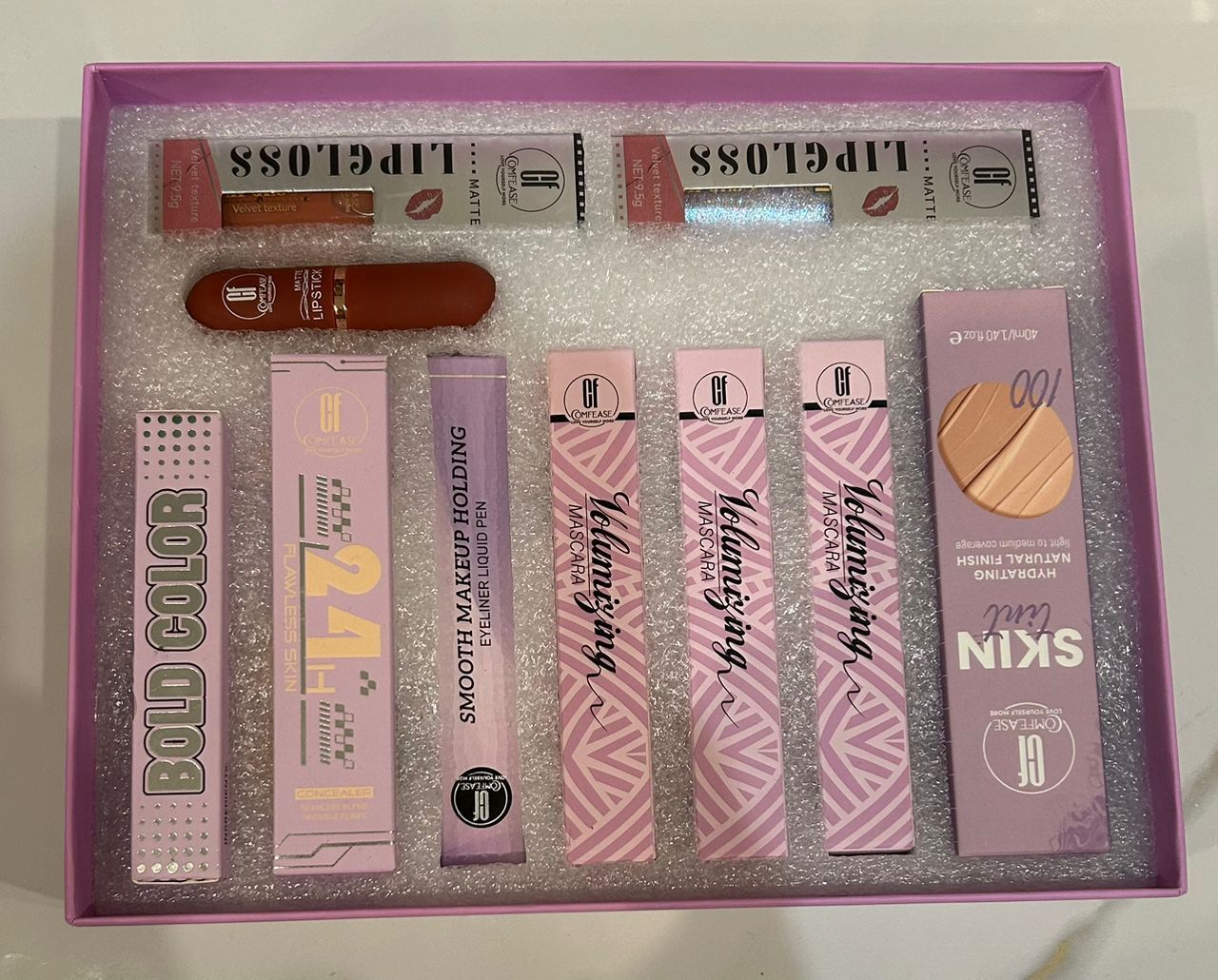 پک هدیه آرایشی ۱۰ عددی کامفیز (Comfease)